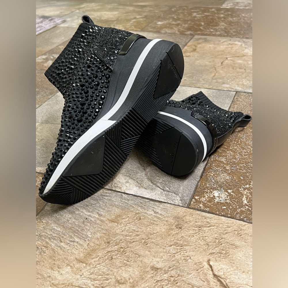 Michael Kors Skyler booties - Picture 6 of 6